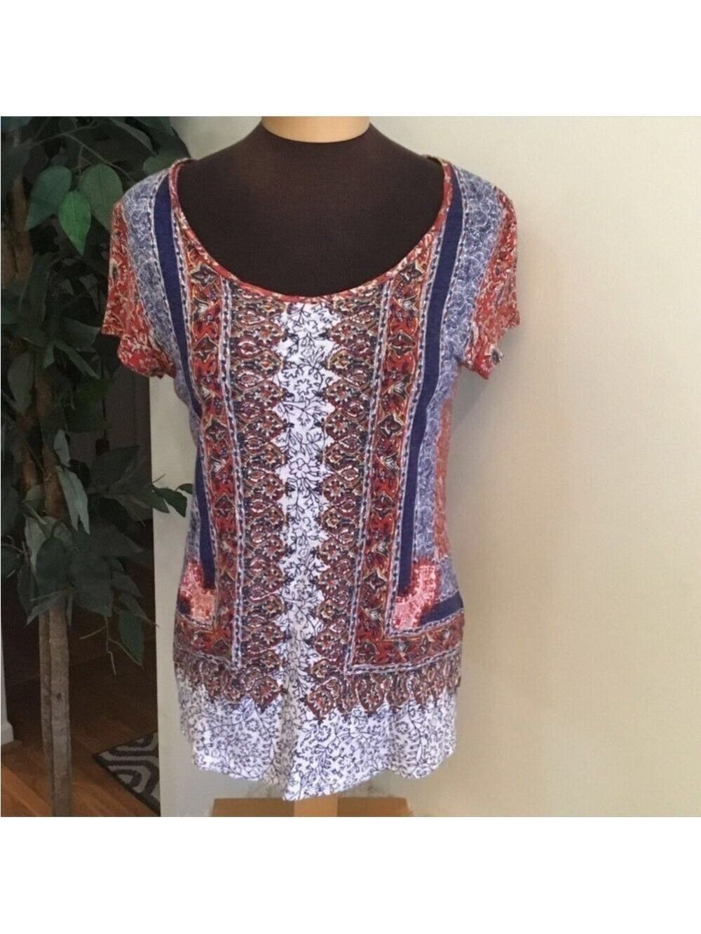Lucky Brand short sleeve Womans smalls multi color tee red blue yellow w…